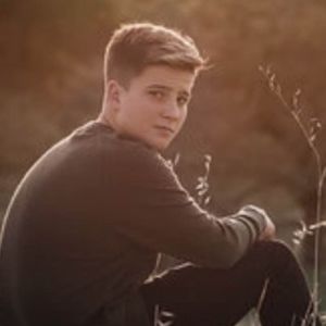 Meet your Posher, Christopher